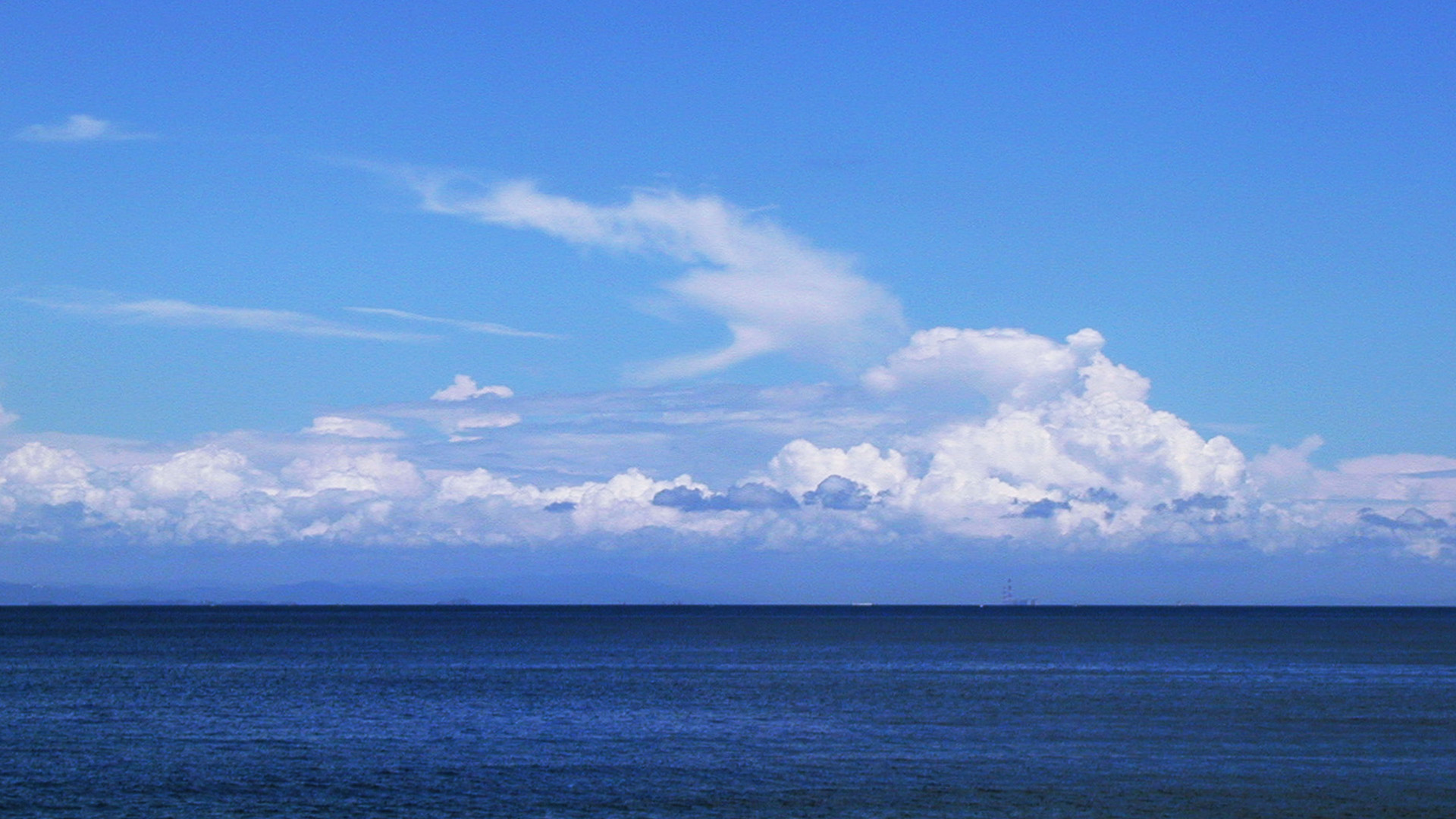 夏の海 ワイド画面専用の壁紙写真